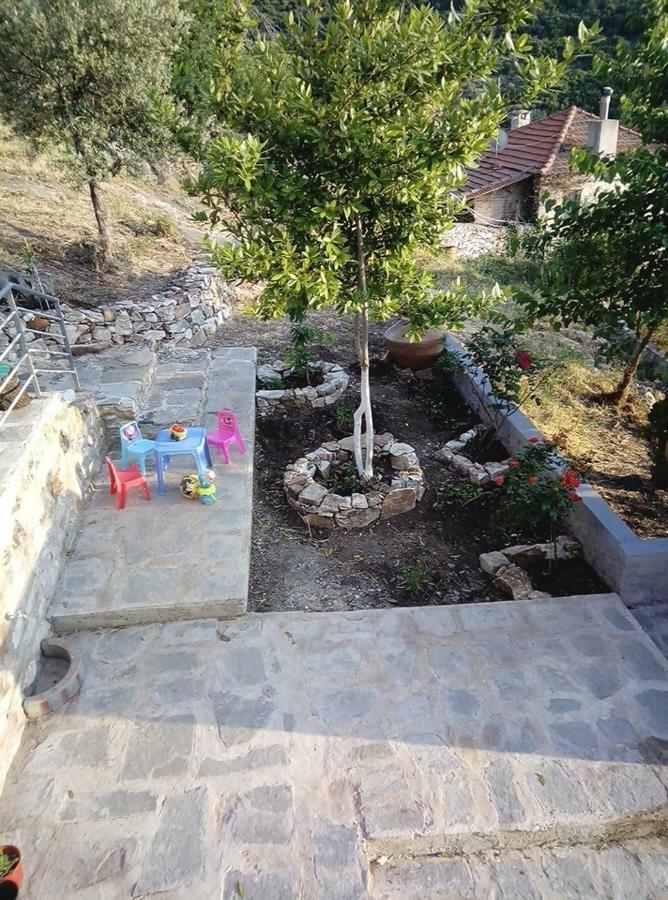 Dimitra'S Garden Villa Kaliráhi Kültér fotó